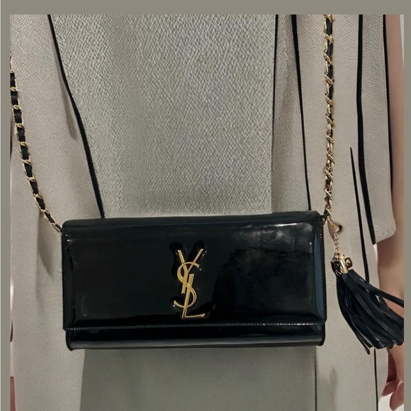 YSL Kate Monogram patent clutch bag - Picture 8 of 17